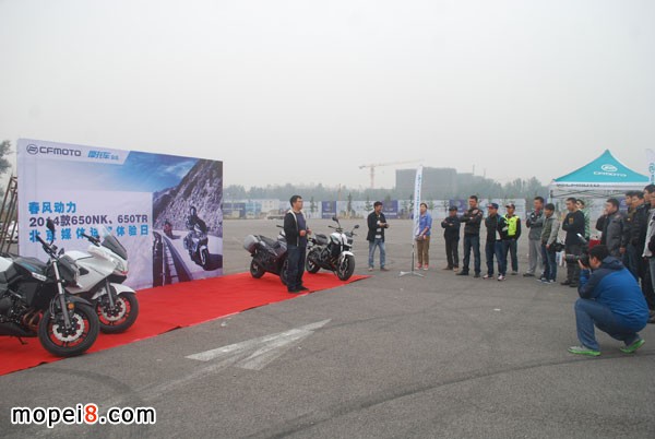 2014款春風(fēng)650NK與650TR北京媒體試駕會