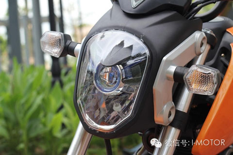 天地游俠大公仔魚(yú)眼燈