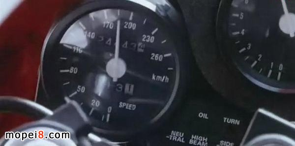 摩托車(chē)儀表都換掉了原廠可是只刻到180km/h為止